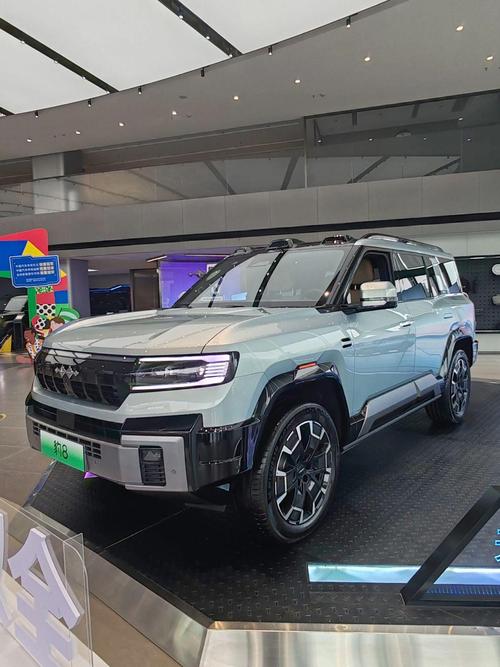 成都青白江区集智展企业管理咨询比亚迪方程豹硬派越野的爆款，英菲尼迪35周年与你共成长